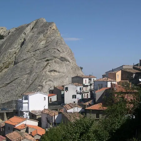 Lupo Pietrapertosa
