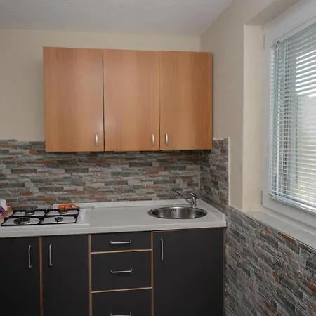 Lupo Отель типа 