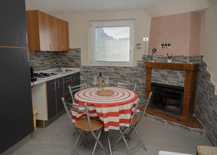 Lupo Bed & Breakfast 3*